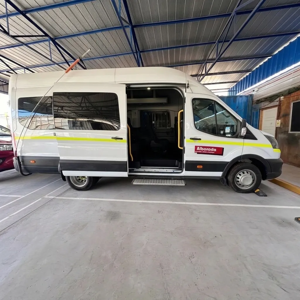 Ford Transit Puerta Abierta Interior