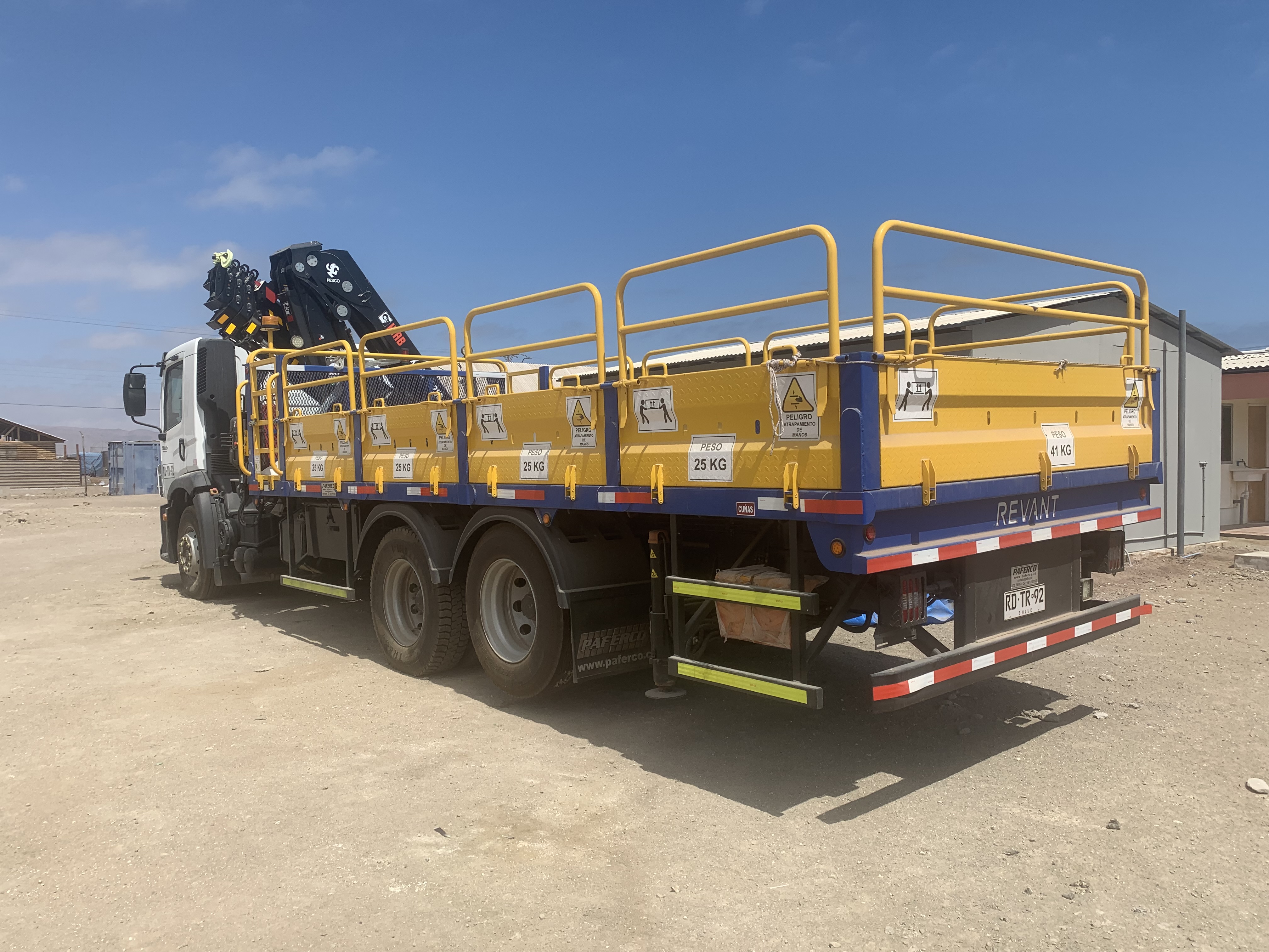 Camión Pluma Volkswagen Constellation